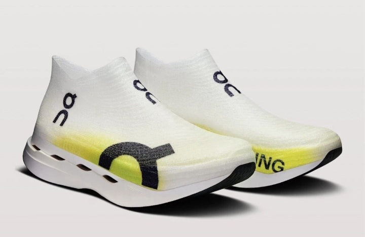 TENNIS SNEAKERS | ON LIGHTSPRAY